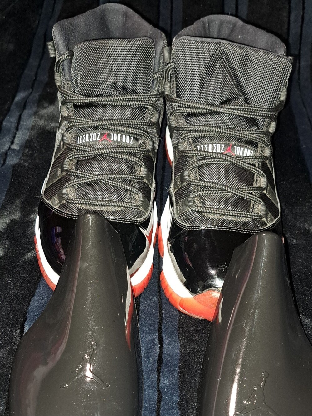 Air Jordan 11 Retro 'Bred' Black/White/Red Sneakers